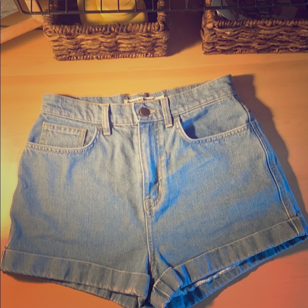 Denim High-Waist Cuff Short